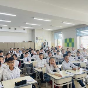 5-р ангийн суралцагчдын дунд “ЗӨВ ҮЙЛДЭЛ-ЗӨВ ХАРИЛЦАА-ЗӨВ ХҮҮХЭД” сэдэвт сургалтыг зохион байгууллаа.