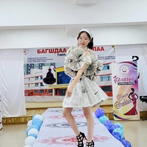 “ХҮСЛЭН-2023” хувцас загварын уралдаан амжилттай зохион байгуулагдлаа.